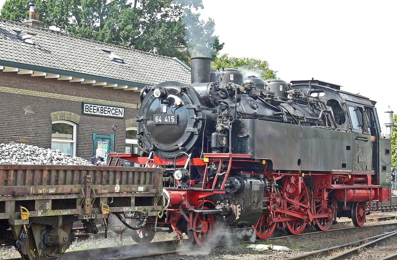 operation of the museum, cylinder steam, tank locomotive, veluwsche stoomtrein maatschappij, br 64, 2K, railroad track, nostalgia, railway, nature, gravel
