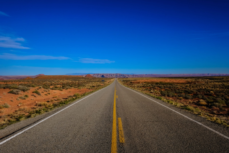 dividing line, sky, no people, symbol, liquor, beverage, diminishing perspective, long, 5K, housing, tarmac, asphalt, the way forward, nature, day, highway