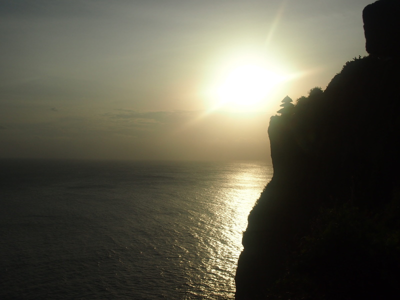 4K, sunset, sunbeam, bali, waterfront, indonesia, temple, horizon, tranquility, sun, lens flare, balinese, scenics - nature, water, sunlight, silhouette