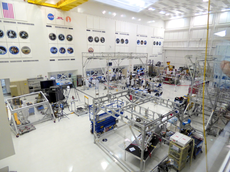 4K, table, factory, indoors, Jpl, Nasa, industrial equipment, industry, automated, astronaut, Pasadena, photo, manufacturing equipment, technology, working