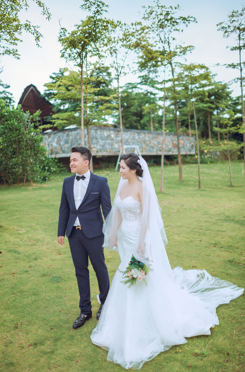 Bride and Groom, romance, building, veil, suits, elegant, adult, togetherness, people, wear, 2K, life events, man, love, wearing, suit, women, real people