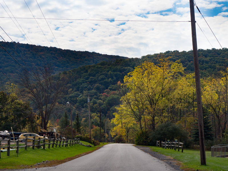 outdoors, blue sky, Road, day, car, no People, direction, landscape, Nature, scenics, Sky, the way forward, cloud - sky, Leaves, rural Scene, yellow, seasons