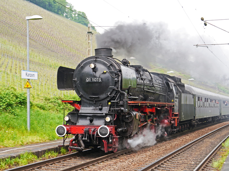 transit, steam locomotive, pollution, station, no people, br 01, br 01-10, outdoors, the steam spectacle in 2018, train, silberlinge, track, vineyard, pacific