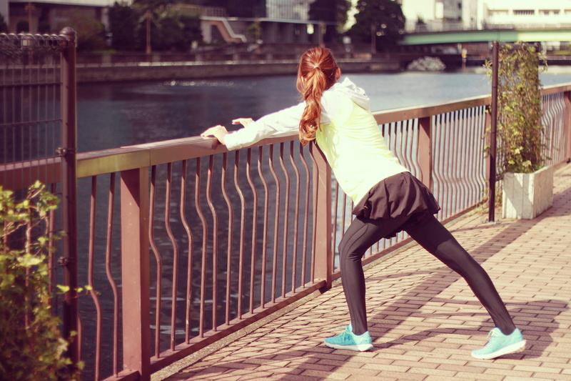wellbeing, focus on foreground, caucasian Ethnicity, day, 1080P, adult, running, urban Scene, females, happiness, sports Clothing, city Life, healthy Lifestyle