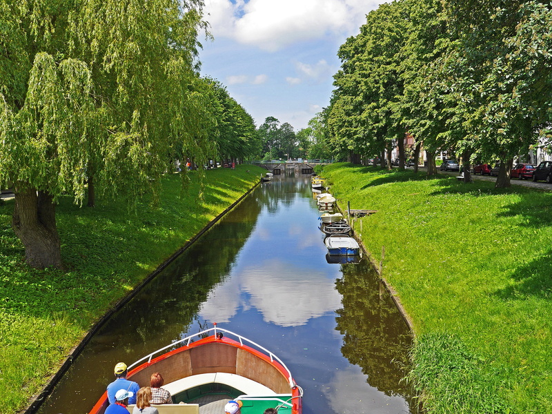cloud - sky, 2K, outdoors, nautical vessel, mecklenburg, trees, green color, grass, floating on water, channel, plant, reflection, tour, mode of transportation