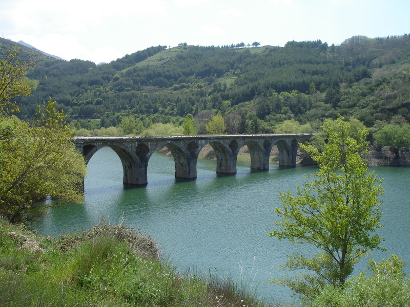 nature, agriculture, arched, castile, no people, transportation, castilla, bridge - man made structure, 2K, built structure, landscape, bridge, arch bridge