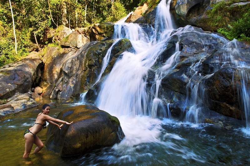 río, cascada, ella, saltos de agua, motion, scenics - nature, outdoors, forest, rapid, modelo, real people, trip, water, beauty in nature, 4K, nature