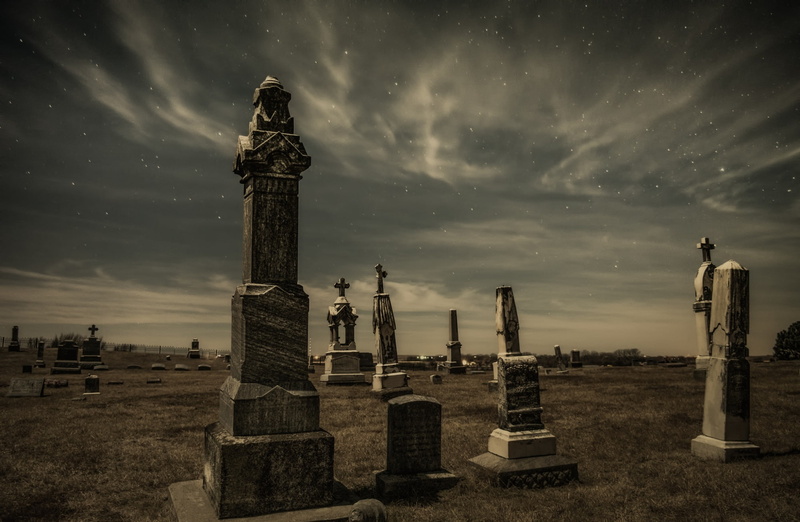 religion, built structure, Halloween, outdoors, grave, Between, Holidays, somewhere, art and craft, no people, tombstone, Heaven, Earth, sculpture, statue