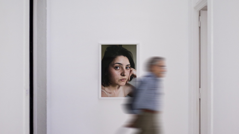 museu nacional de arte contemporânea - museu do chiado, exhibition, focus on background, photography, museum, mid adult women, looking, mid adult, mirror