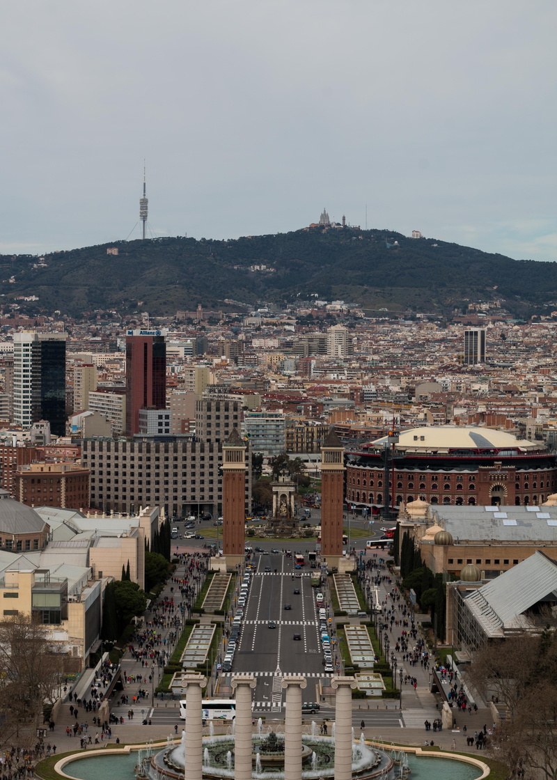 town, city, outdoors, residential district, barcelona, day, 4K, high angle view, sky, architecture, built structure, skyscraper, crowd, crowded, office building exterior
