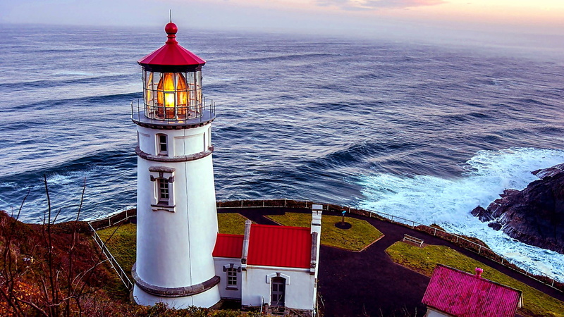 oregon, ocean, beach, united states, guidance, pacific ocean, sky, day, sea, building exterior, land, transportation, tower, beacon, coast, heceta head lighthouse