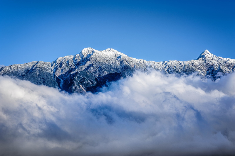 outdoors, time, mountain Peak, blue sky, Nature, Jade Mountain, mountain Range, snowy mountain, Taiwan, day, 4K, snow, Landscape, photography, mountain