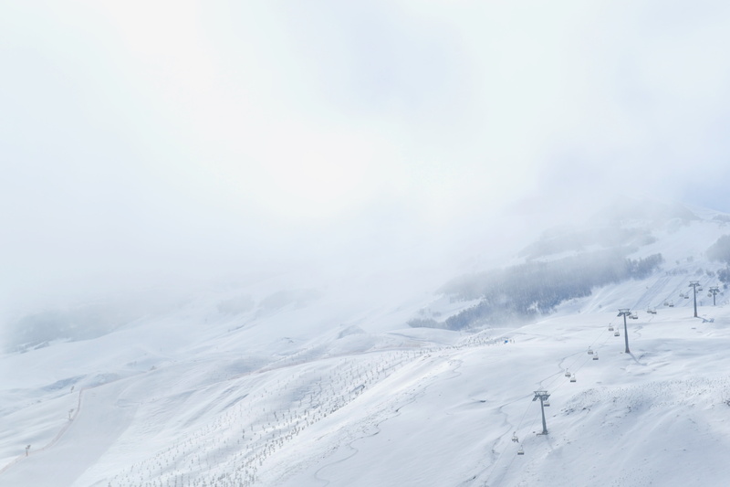 slope, ski-lift, white color, sport, tranquility, beauty in nature, outdoors, equipment, cold temperature, outdoor, resort, nature, zing, white, downhill
