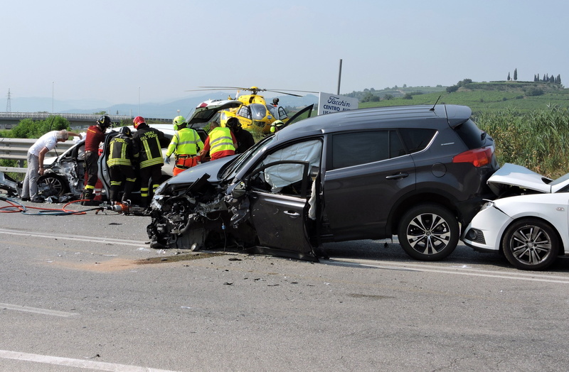 gray, suv, sky, group of people, people, helicopter, crash, damaged, car, safety, emergency services occupation, occupation, accidents and disasters, firemen