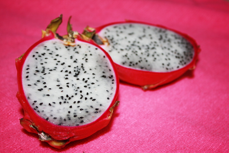 close-up, seed, black seeds, wellbeing, fresh, fruit, slice, pink peel, kiwi, exotic fruit, asian, food and drink, pink color, pitahaya, halved, genus hylocereus