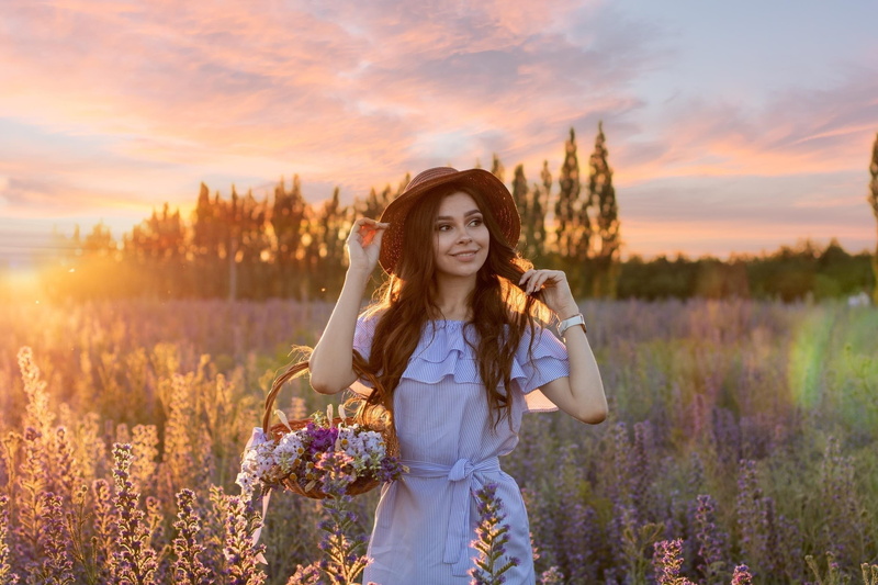 dress, smile, flowers, basket, girl, look, Yana Savina, nature, meadow, Jan Owl, hat, 2K