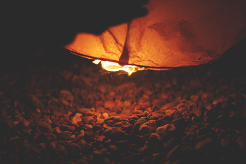 dark, rock, light, dawn, travel, nature, no people, plant, lantern, orange color, night, leaves, beauty in nature, silhouette, selective focus, 1080P