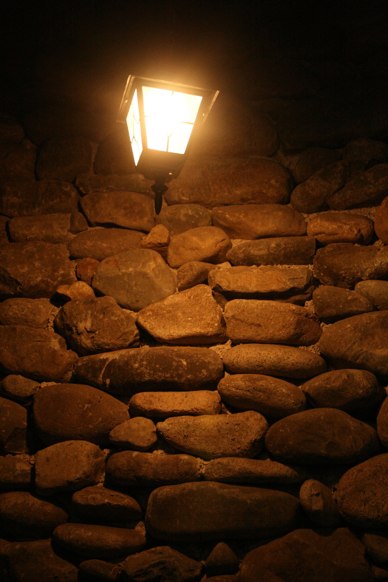 electric light, street light, rock, architecture, night, lantern, basement, solid, 4K, no people, lighting equipment, nature, stone wall, stone, glowing
