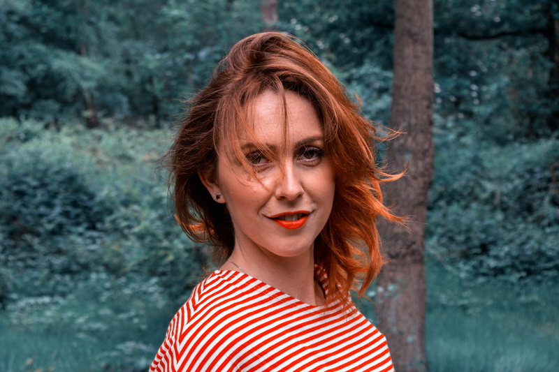 beauty, redhead, beautiful woman, hiking, love, people, caucasian, women, beautiful, vacation, top, white, space, summer, tree, 5K, person, leisure, outdoor