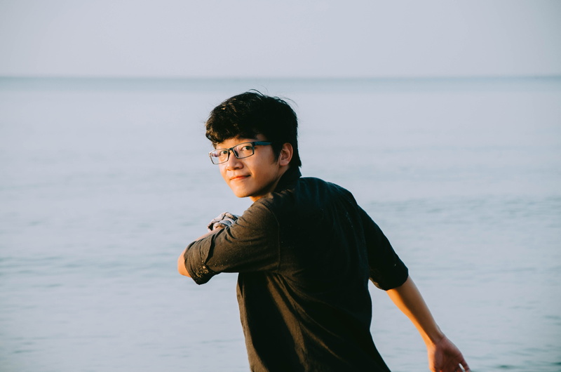 active, nature, one person, horizon over water, holiday, day, leisure, young, 4K, looking at camera, waist up, leisure activity, plane, males, backpack