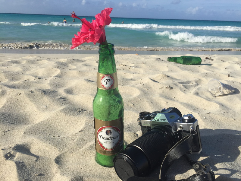 2K, canon, beer, nature, sea, beach, beauty in nature, one person, day, veradelo, land, container, water, camera, bottle, flower, horizon, real people