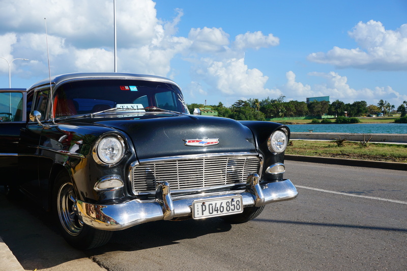 luxury, retro styled, varadero, day, auto, sky, chrome, architecture, sunlight, silver colored, car, land vehicle, city, headlight, nature, the past, blue