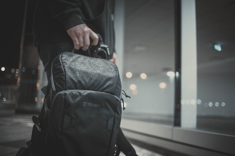 cushion, car trunk, real people, handbag, indoors, 5K, transportation, backpack, accessory, midsection, accessories, belt, transparent, standing, carring