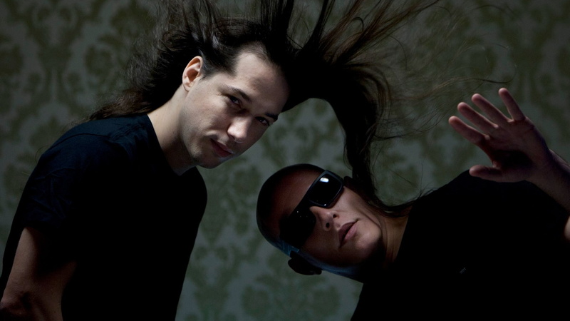 violence, Infected mushroom, portrait, waist up, Glasses, adult, anger, 1080P, two people, lifestyles, casual clothing, headshot, Hand, emotion, males