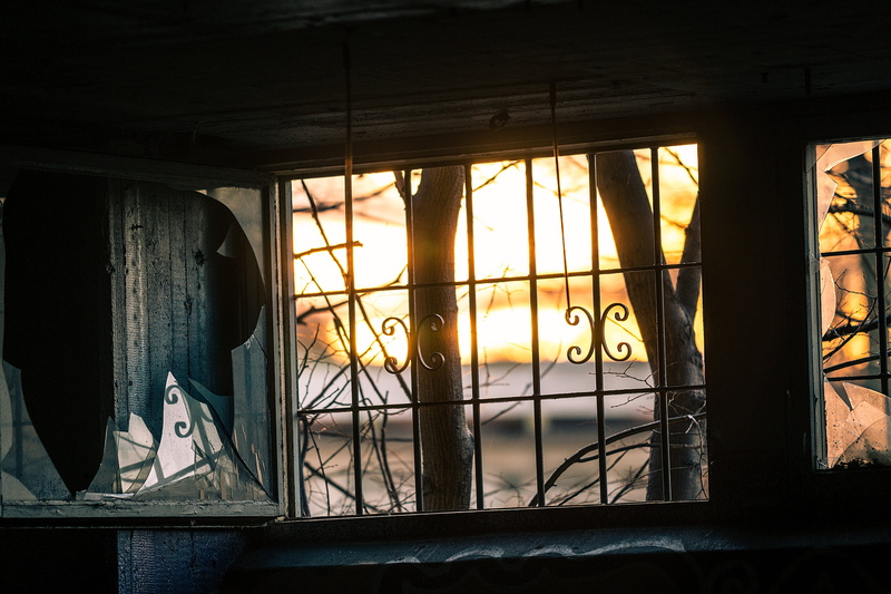 bare, glass, outside, dump, crash, transparent, junk, air, close-up, broke, disaster, day, rusty, building, out, shadow, dangerous, sundown, dark, danger