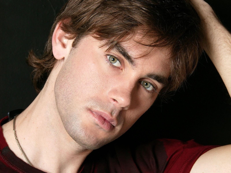 Drew fuller, adult, Face, portrait, human body part, contemplation, bruise, depression - sadness, 720P, real people, Charming, black background, Eyes