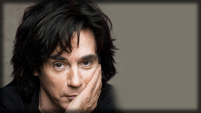 copy Space, human Head, michel, casual Clothing, mature Adult, adults Only, people, studio Shot, beauty, mid adult, aggression, sadness, one Man Only, headshot
