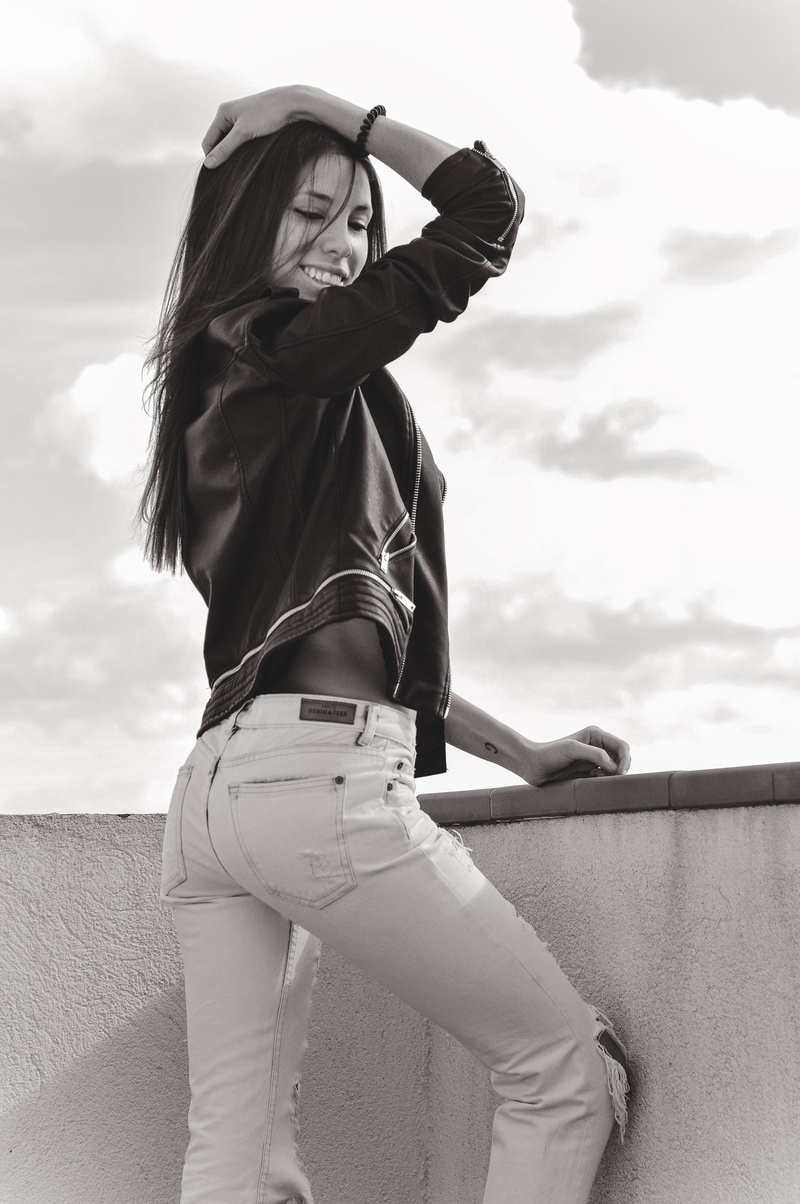 women, model, monochrome, Ruben Cid, 500px, 1080P, smiling