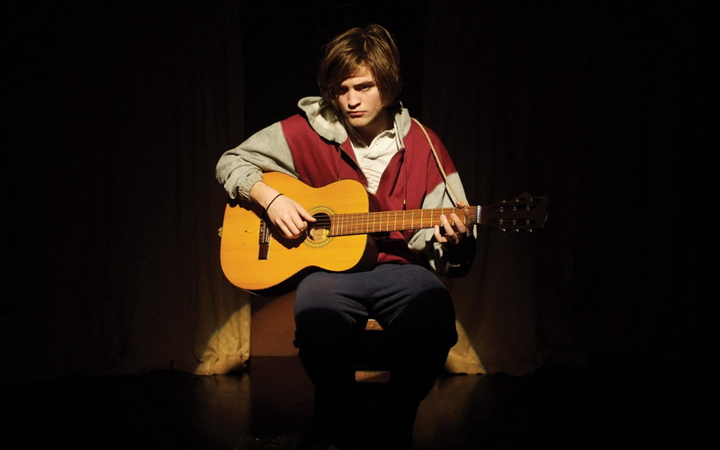 music, wooden, black Background, rock Music, sound, robert pattinson, entertainment, males, caucasian Ethnicity, plucking An Instrument, hobbies, performance