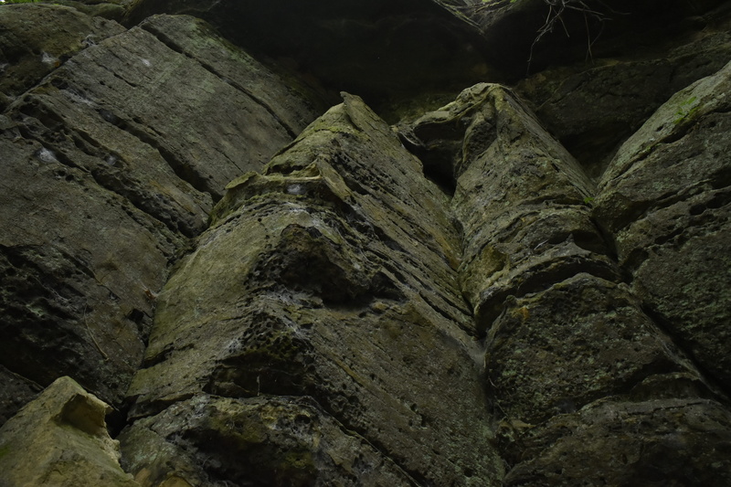 rock - object, tranquility, tall, outdoors, nature, starve rock, stone, physical geography, beauty in nature, solid, rock, low angle view, eroded, formation