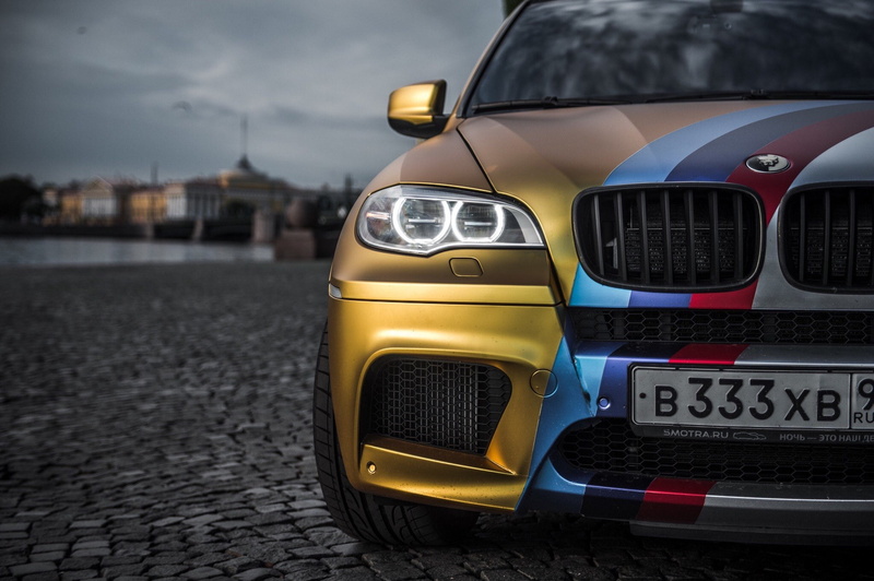 4x4, wheel Well, bumper, motor Vehicle, black Color, gold, speed, reflection, shock Absorber, driving, english Culture, shiny, land Vehicle, engine, technology