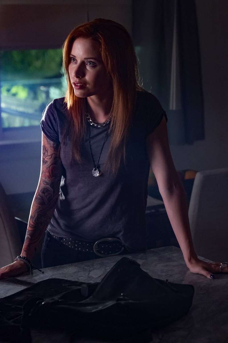 tattoo, redhead, black nails, actress, 720P, long hair, Canadian, women, film stills, Saw, Hannah Emily Anderson