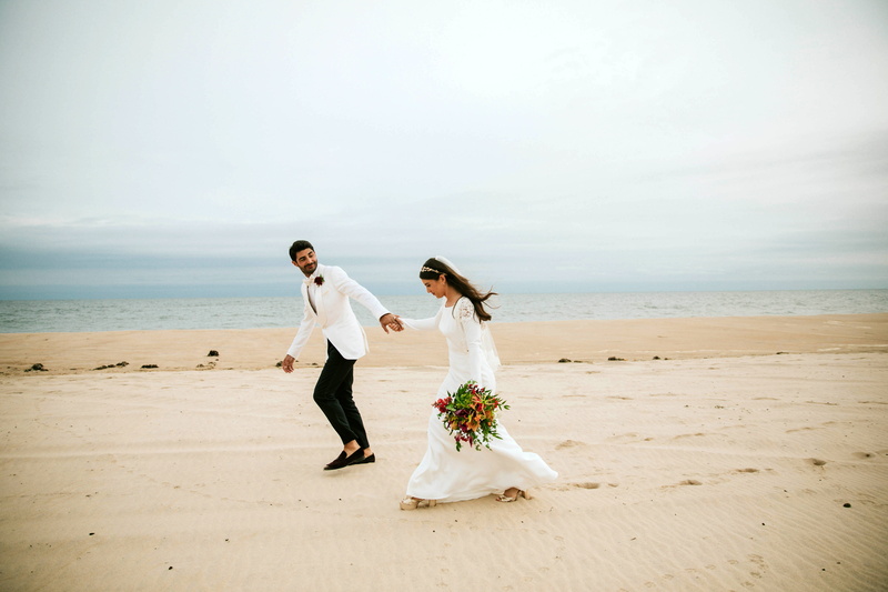 women, enjoyment, woman, 4K, recreation, sky, land, groom, leisure, couple, man, love, event, life events, two people, bouquet, fun, newlywed, horizon over water
