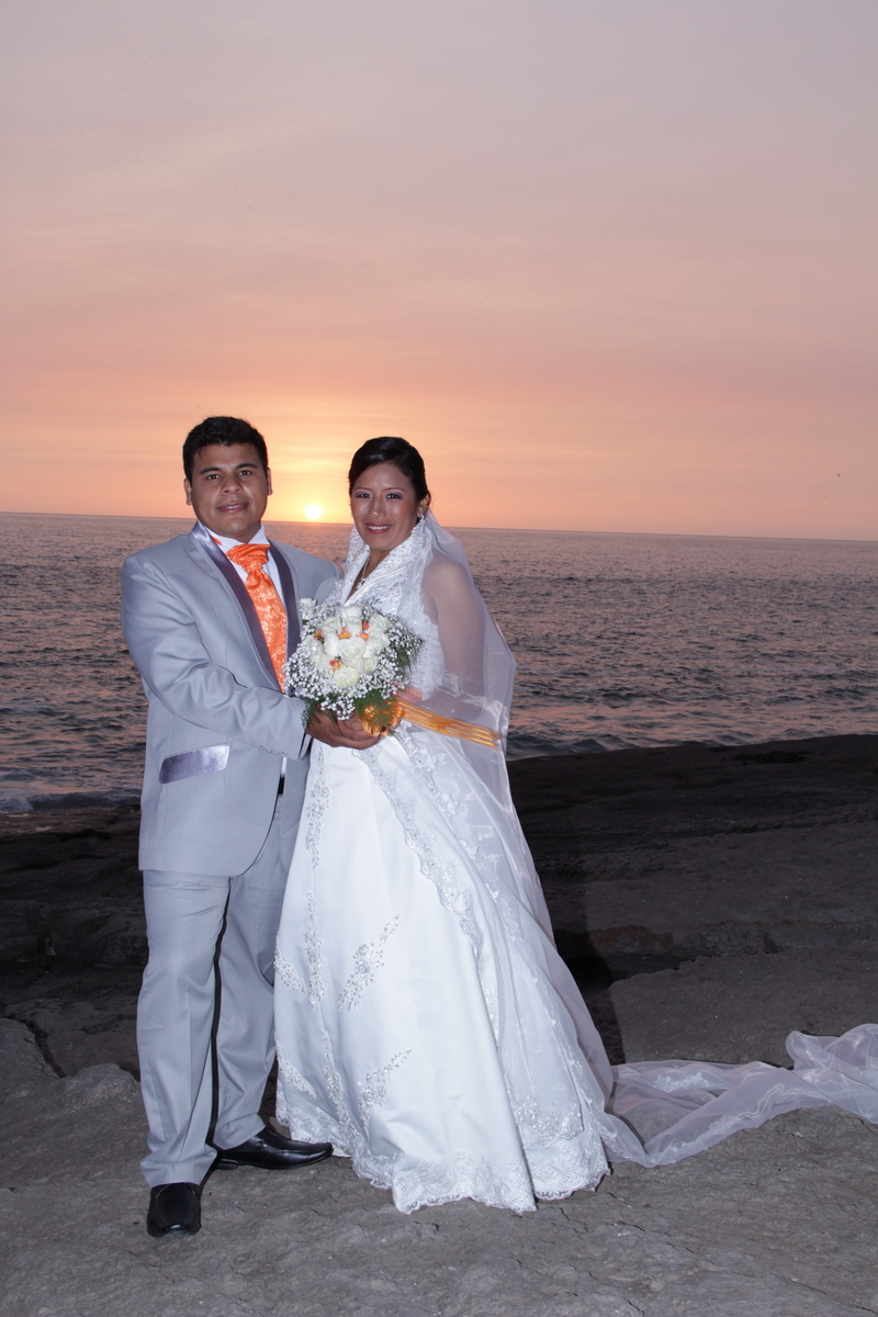 emotion, Wedding, event, couple - relationship, sunset, love, life events, wedding dress, Grooms, horizon over water, bonding, 5K, smile, bouquet, men