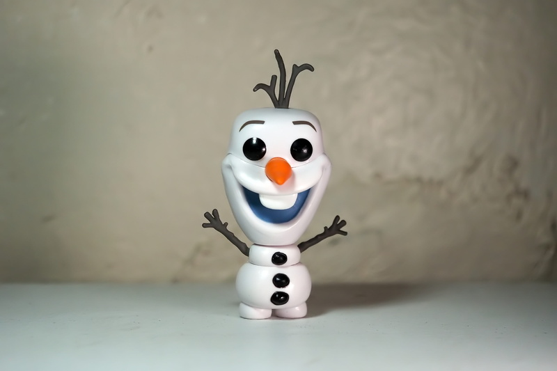 anthropomorphic, small, 4K, fun, smiling, indoors, art and craft, creativity, snow, film, man, close-up, toy, figurine, disney, white color, human representation