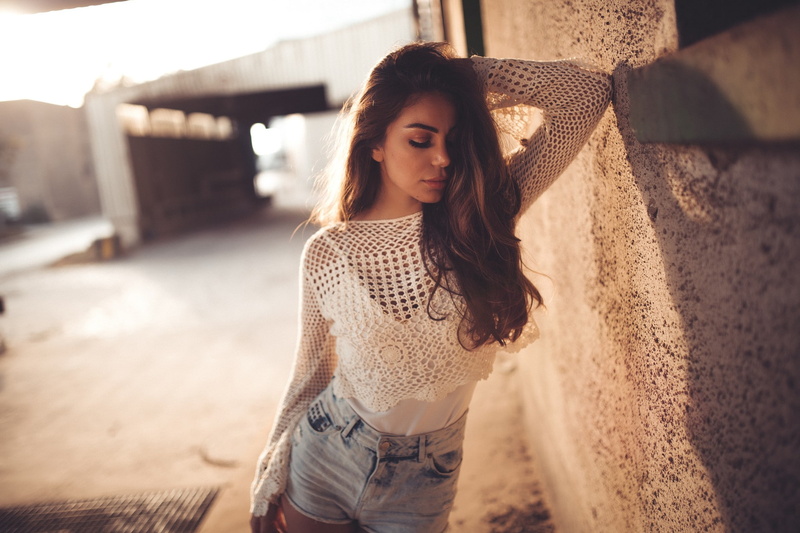 three quarter length, beauty, contemplation, architecture, face, one person, fashion, 1080P, long hair, adult, lifestyles, teenager, real people, young adult