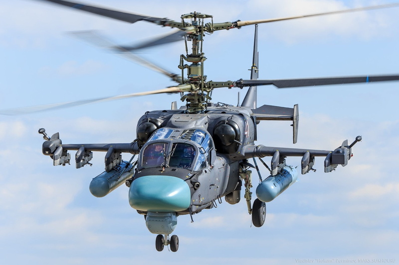no people, mode of transportation, helicopter, low angle view, 1080P, military, transportation, air force, Military Helicopters, air vehicle, army, mid-air