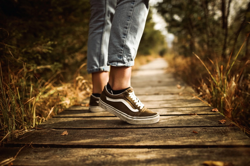nature, human limb, human body part, human leg, footpath, path, limb, one person, adult, child, body part, footwear, casual clothing, vans, 2K, jeans