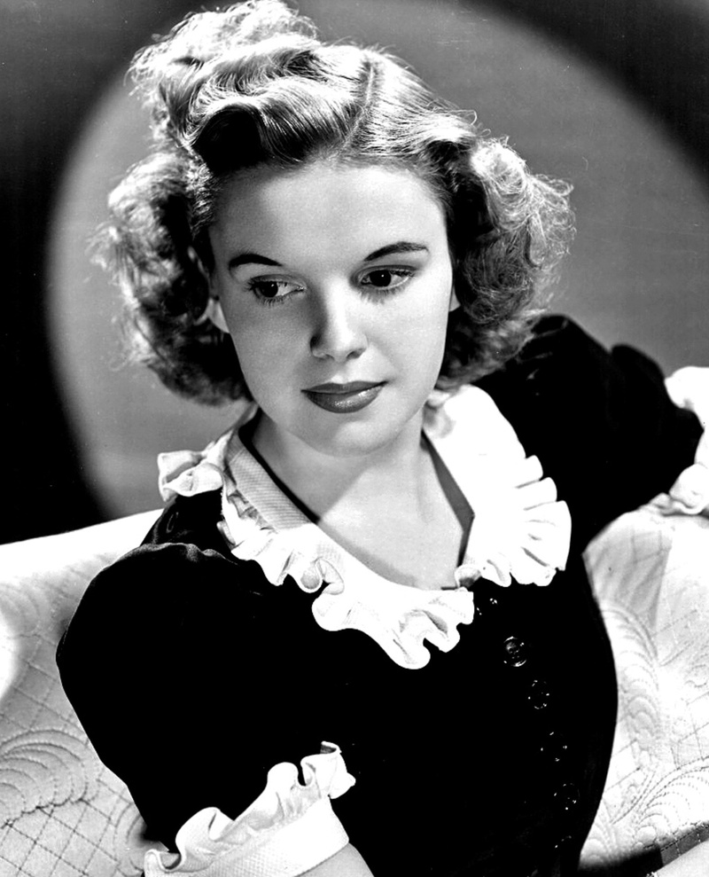 one person, movies, judy garland, beautiful woman, adult, pictures, beauty, hair, cinema, young adult, young women, motion pictures, 1080P, hairstyle