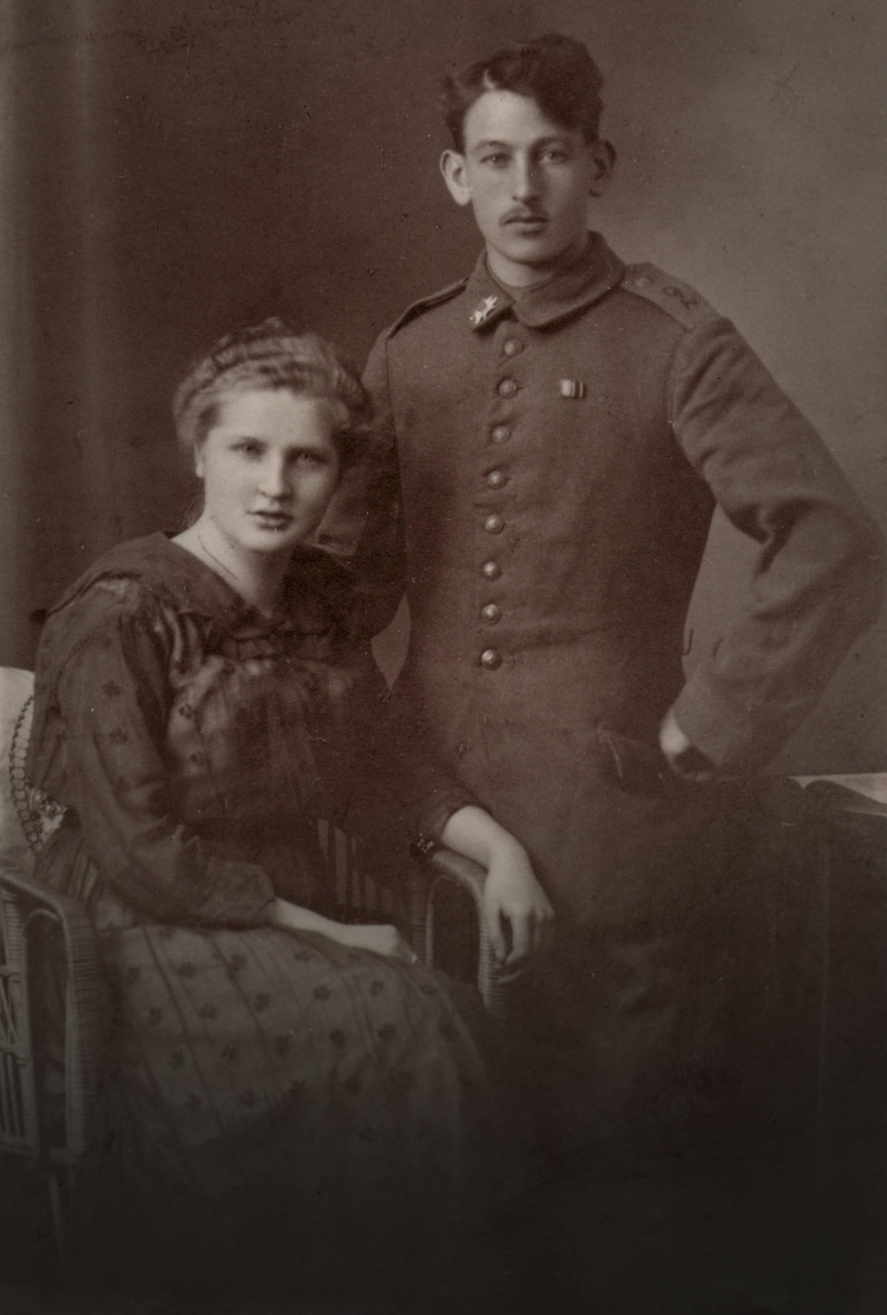 three quarter length, 1080P, portrait, celebrate, old-fashioned, retro, waist up, young men, paper, human, woman, analog, couple - relationship, clothing