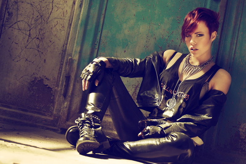 bra, open mouth, leather boots, 1080P, shoes, women, on the ground, short hair, Black clothes, black clothing, boots, fingerless gloves, necklace, leather clothing