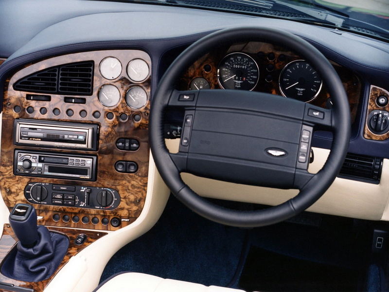cockpit, absence, dashboard, salon, vehicle Interior, close-up, car interior, odometer, knob, 1080P, luxury, no People, equipment, 1993, radio, inside Of