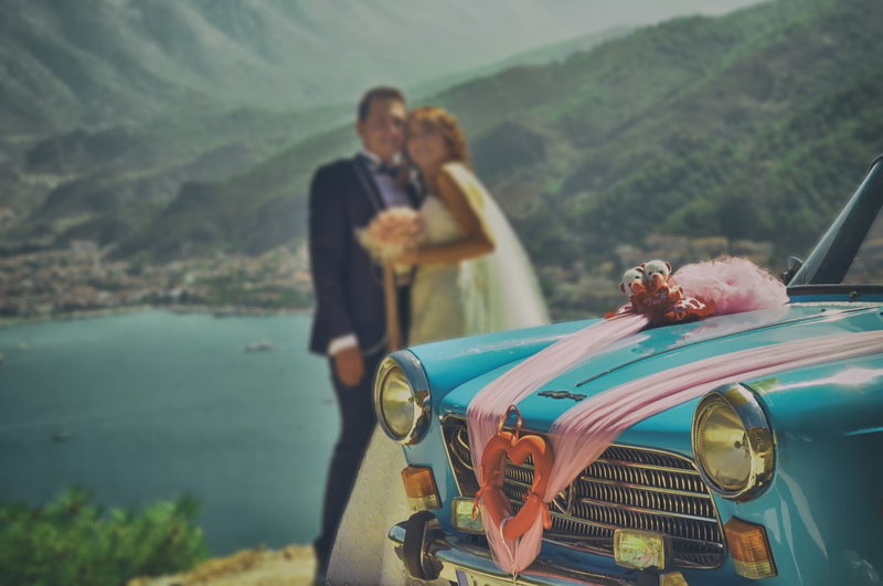 road Trip, mode of transportation, 4K, lifestyles, bride, car, marriage, leisure activity, convertible, people, mode of Transport, positive emotion, old-fashioned