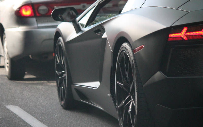 4K, download 3840x2400 lamborghini, lights backgrounds, supercar, lamborghini, wheel