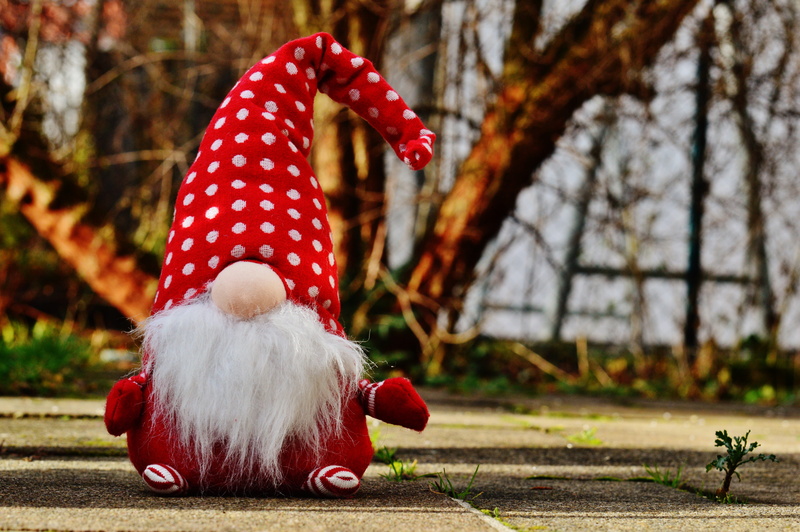 cap, focus on foreground, bart, sweet, 5K, clothing, real people, child, full length, outdoors, are, plant, representation, dwarf, deco, tree, women, christmas elves
