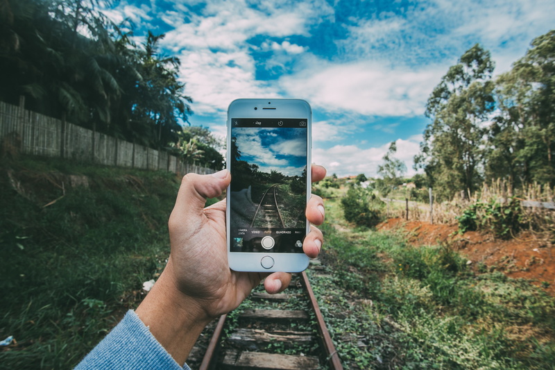 railway, phone, iPhone, 5K, nature, hands, landscape